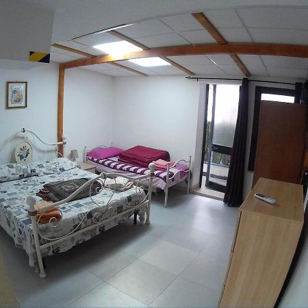 Central Private Flat By Old Town, Shops, Restaurants Bari Exterior photo
